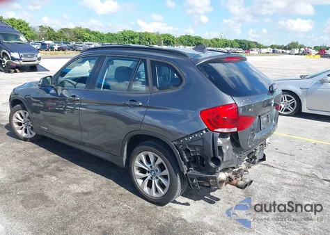 2014 BMW X1 xDrive28I z USA, uszkodzony, nr VIN WBAVL1C57EVY18410